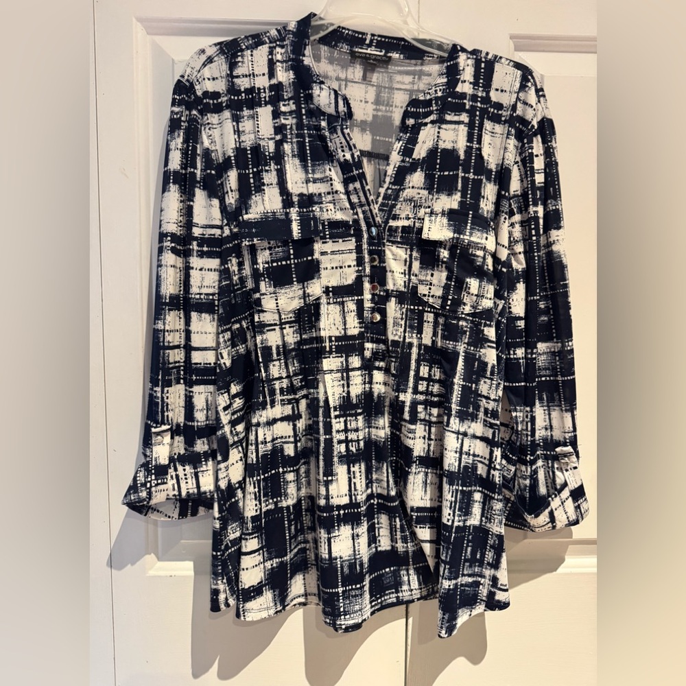 Ava & Grace Navy and White Button Down Shirt